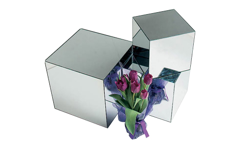 Specchio acrilico cubo. Dimensioni 15x15x15 cm.